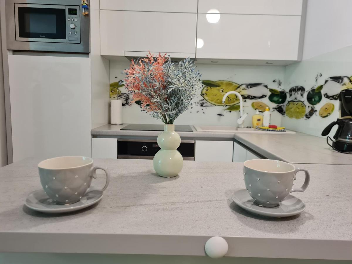 Apartamentyprzymorzu Apartament Z Basenem I Bawialnia Kołobrzeg Esterno foto